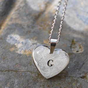 COLLAR CORAZÓN ETERNO